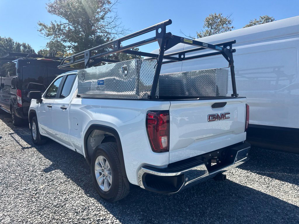 Used 2024 GMC Sierra 1500 Pro w/ Pro Value Package RWD image 4