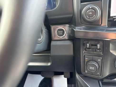 Used 2025 Ford F350 Lariat w/ Lariat Ultimate Package image 17