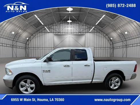 Used 2013 RAM 1500 Classic SLT w/ Premium Display Pkg RWD image 3
