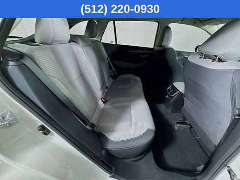 Used 2025 Subaru Outback Premium AWD/4WD image 34