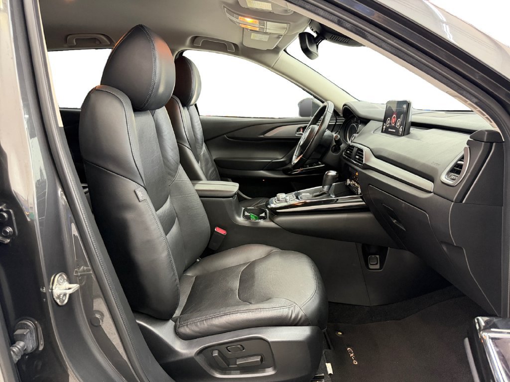 Used 2020 MAZDA CX-9 Touring FWD image 15