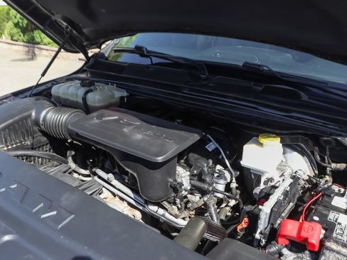 Used 2019 RAM 1500 Big Horn AWD/4WD image 12