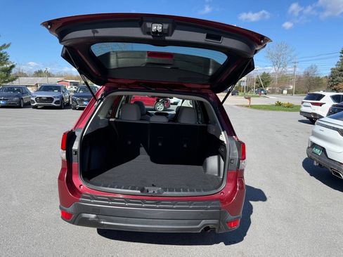Used 2019 Subaru Forester Premium w/ All-Weather Package AWD/4WD image 12