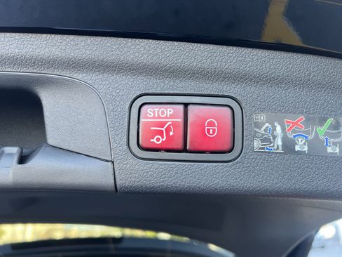 Certified 2025 Mercedes-Benz GLE 350 GLE 350 image 15