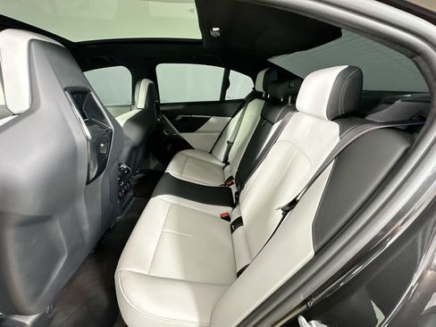 Used 2025 BMW M5 w/ Executive Package AWD/4WD image 37