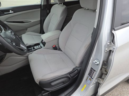 Used 2019 Hyundai Tucson SE image 20