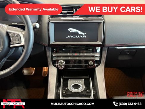 Used 2017 Jaguar F-PACE S AWD/4WD image 34