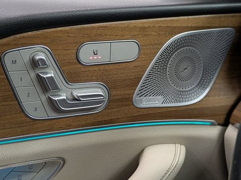 Used 2021 Mercedes-Benz GLE 350 4MATIC image 5