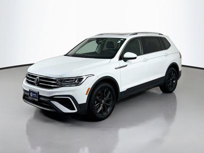Certified 2024 Volkswagen Tiguan SE w/ Panoramic Sunroof Package