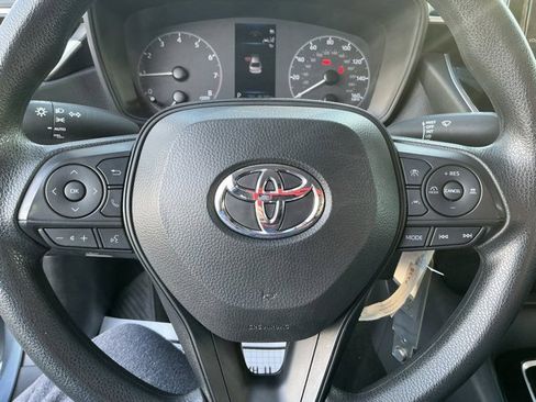 Used 2024 Toyota Corolla LE image 28