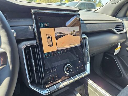 New 2026 GMC Acadia Elevation FWD image 30