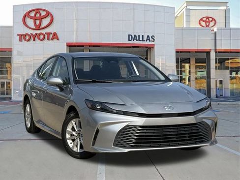 Used 2025 Toyota Camry LE FWD image 1