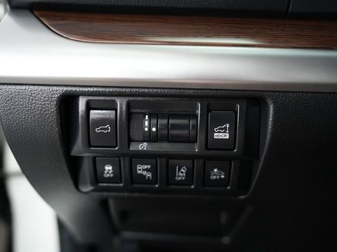 Used 2018 Subaru Outback 2.5i Touring AWD/4WD image 47