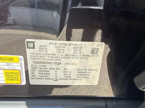 Used 2017 Chevrolet Traverse LT FWD image 32