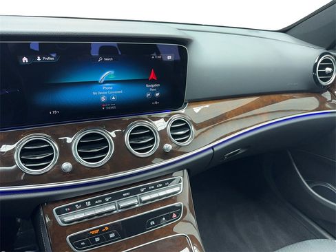 Used 2023 Mercedes-Benz E 350 Sedan image 20