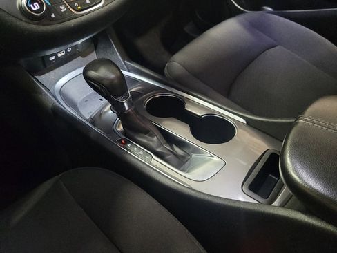 Used 2021 Chevrolet Malibu LT FWD image 26