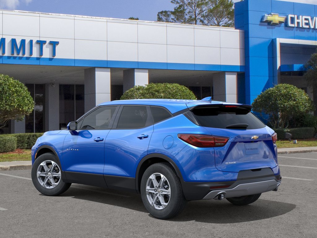 New 2026 Chevrolet Blazer LT FWD image 3