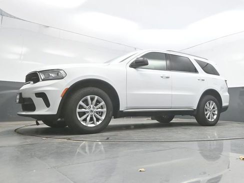 Used 2024 Dodge Durango SXT image 19