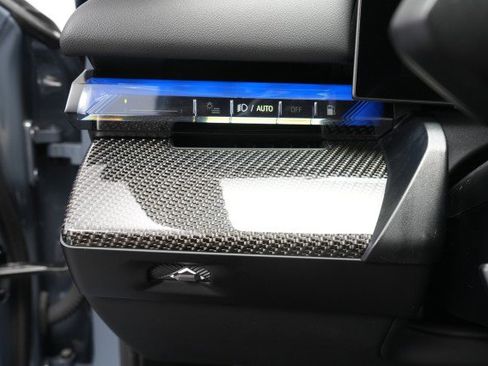 Used 2026 BMW M5 w/ Carbon Package image 46