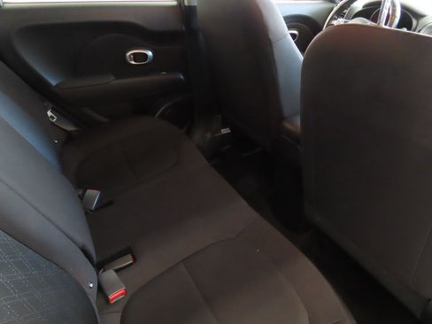 Used 2019 Kia Soul image 23