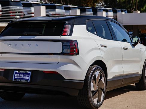 New 2026 Volvo EX30 Plus image 6
