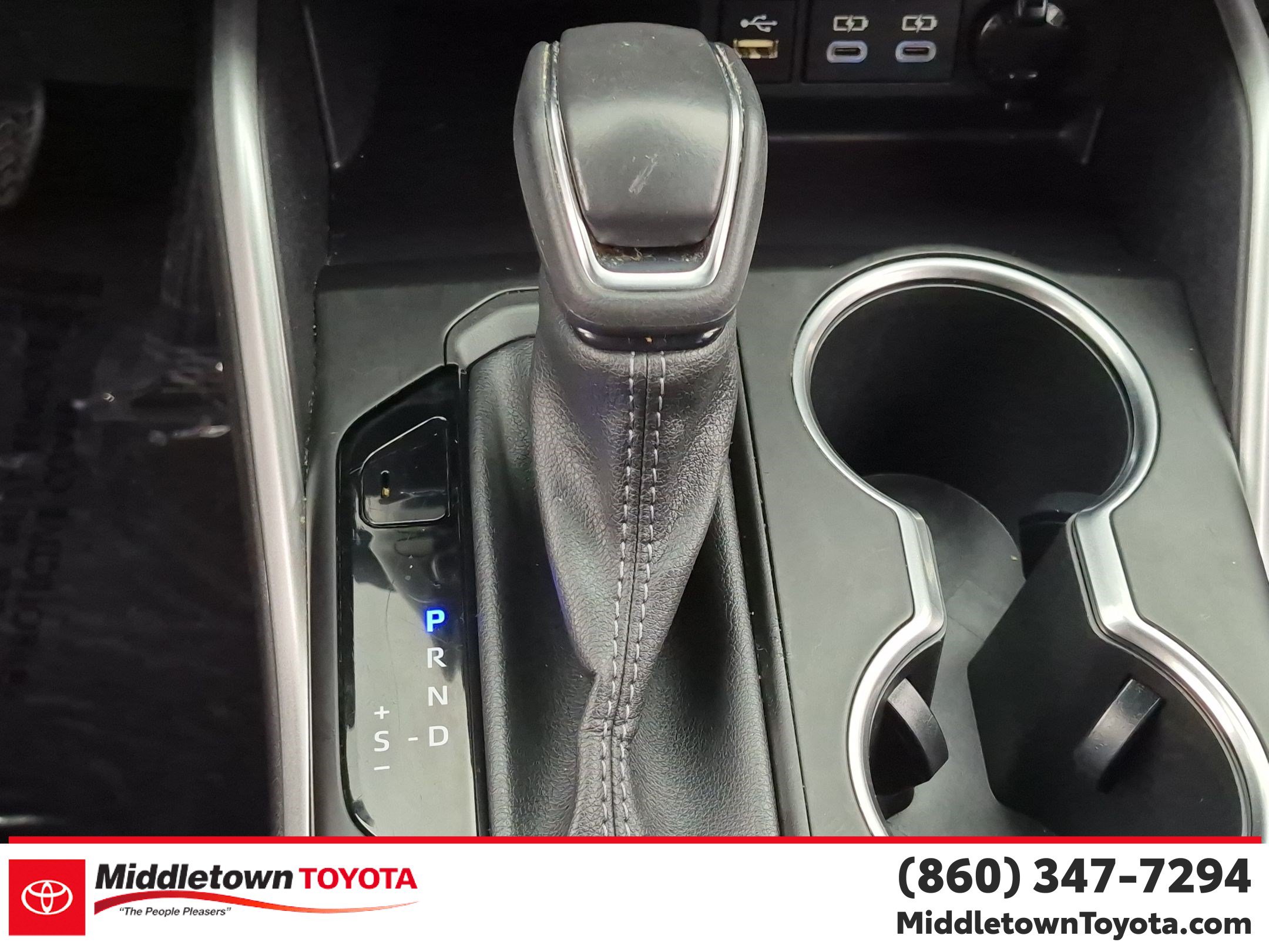 Used 2023 Toyota Highlander LE AWD/4WD image 27