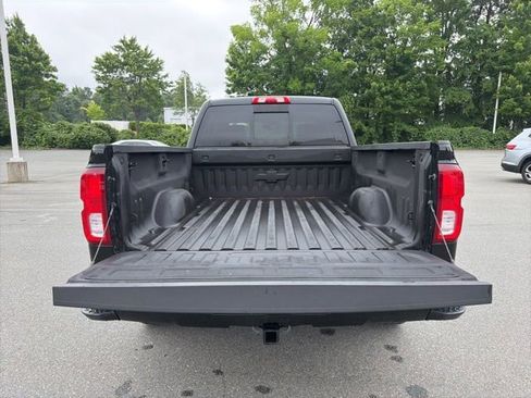 Used 2018 Chevrolet Silverado 1500 High Country AWD/4WD image 34