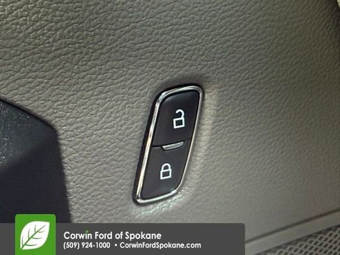 Certified 2021 Ford F350 XL w/ Power Equipment Group AWD/4WD image 20