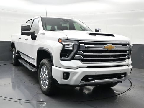 Used 2024 Chevrolet Silverado 2500 High Country AWD/4WD image 8