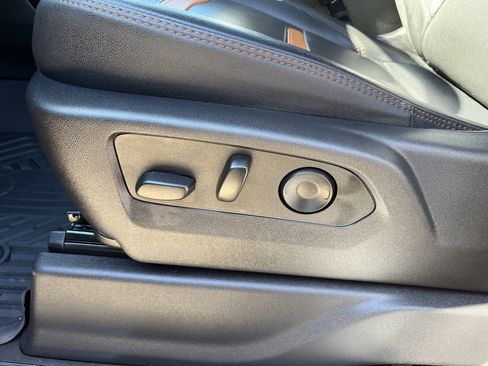 Used 2023 GMC Sierra 1500 AT4 w/ AT4 Preferred Package image 24