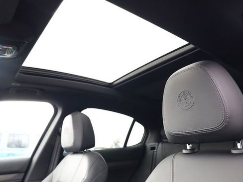 Used 2023 Alfa Romeo Stelvio Ti w/ Active Assist Plus Package image 22