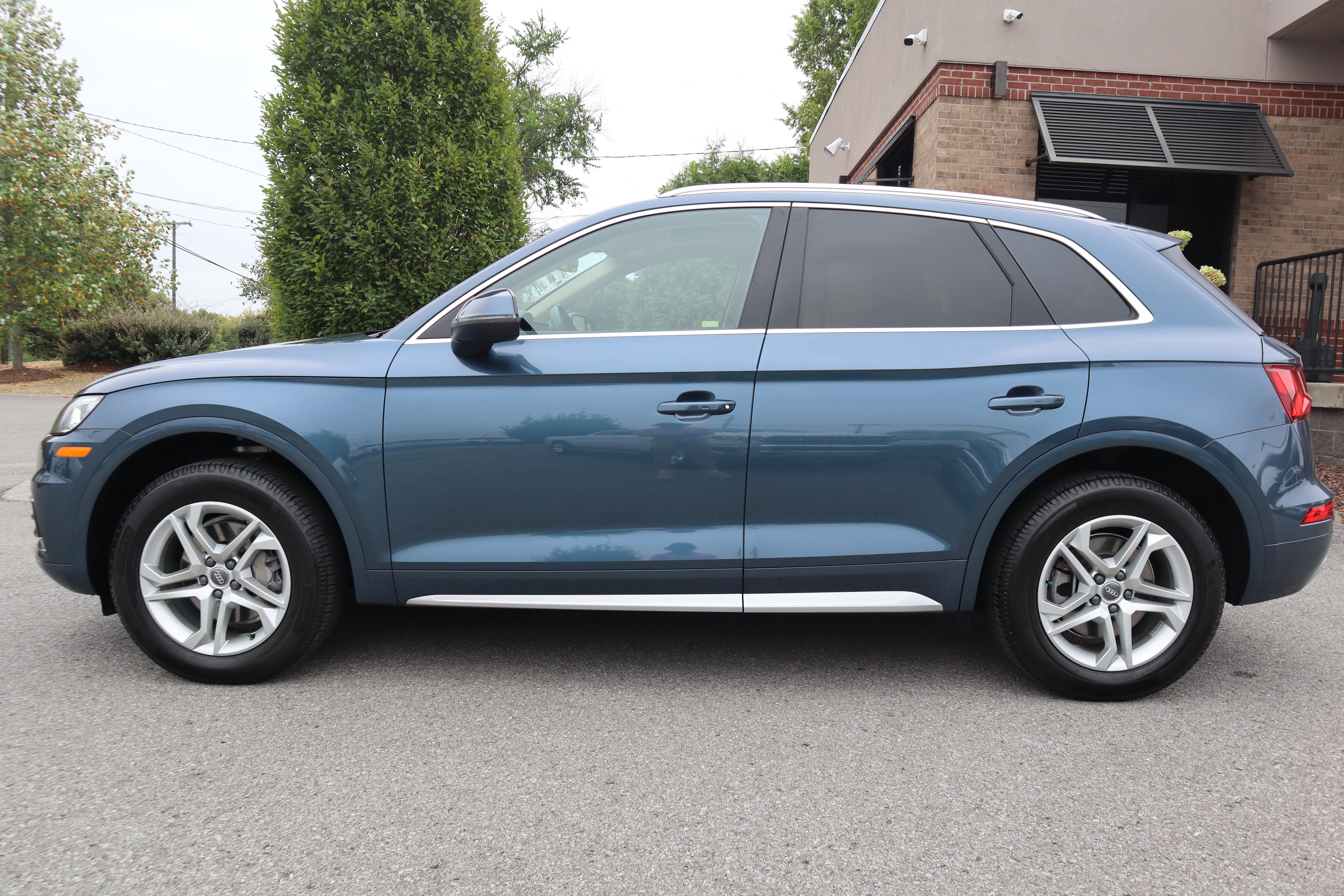 Used 2018 Audi Q5 2.0T Premium Plus w/ Premium Plus Package AWD/4WD image 10