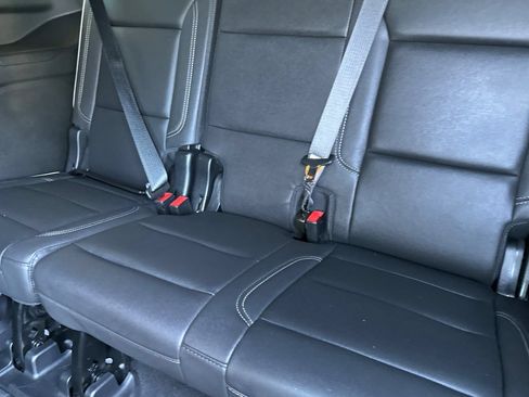 Certified 2023 GMC Yukon SLT w/ SLT Premium Package RWD image 16