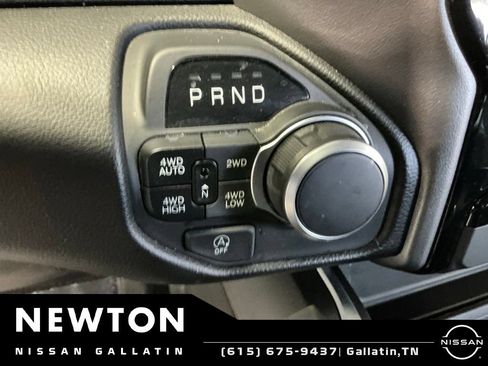 Used 2025 RAM 1500 Big Horn AWD/4WD image 5