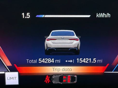 Used 2023 BMW i4 eDrive40 RWD image 34