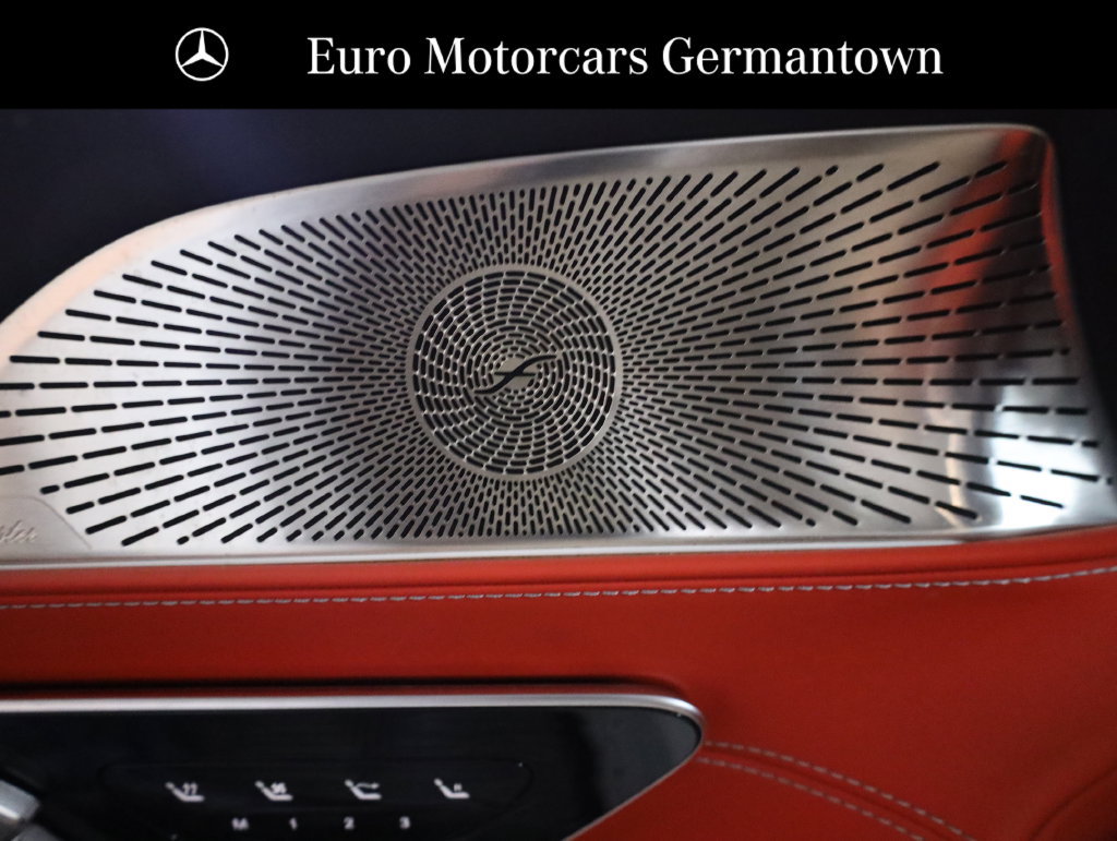 Certified 2022 Mercedes-Benz SL 55 AMG 4MATIC w/ Driver Assistance Package image 25