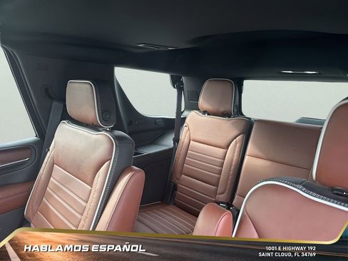 Used 2023 GMC Yukon Denali Ultimate image 17