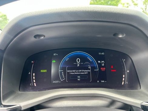 Used 2025 Toyota Camry LE w/ Convenience Package FWD image 22