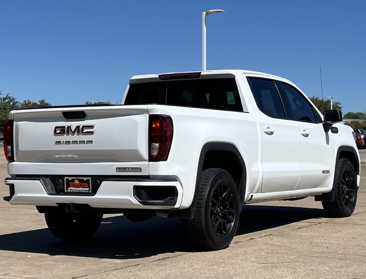 Used 2025 GMC Sierra 1500 Elevation w/ Preferred Package RWD image 4