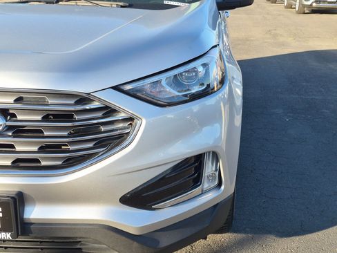 Used 2019 Ford Edge Titanium AWD/4WD image 12