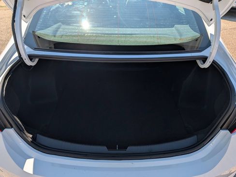 Used 2024 Chevrolet Malibu LT FWD image 18