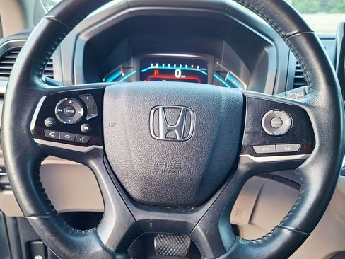 Used 2018 Honda Odyssey EX-L image 24