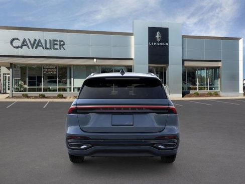 New 2026 Lincoln Nautilus Reserve image 5