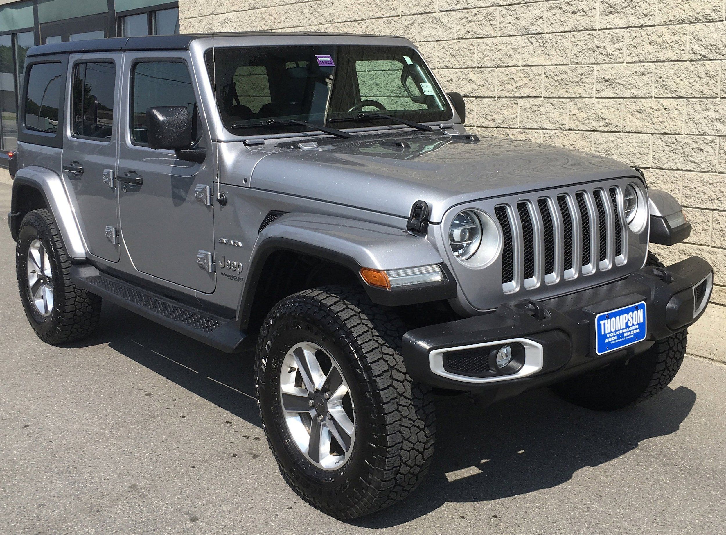 Used 2021 Jeep Wrangler Unlimited Sahara AWD/4WD image 1