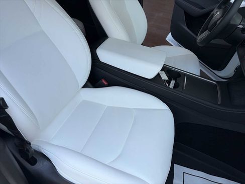 Used 2025 Tesla Model Y Performance AWD/4WD image 25