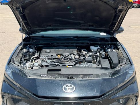 Used 2025 Toyota Camry SE FWD image 20