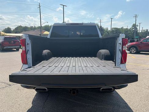 Used 2023 Chevrolet Silverado 1500 LT Trail Boss w/ Convenience Package II AWD/4WD image 6