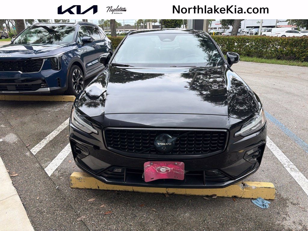Used 2024 Volvo S60 B5 Plus AWD/4WD image 1