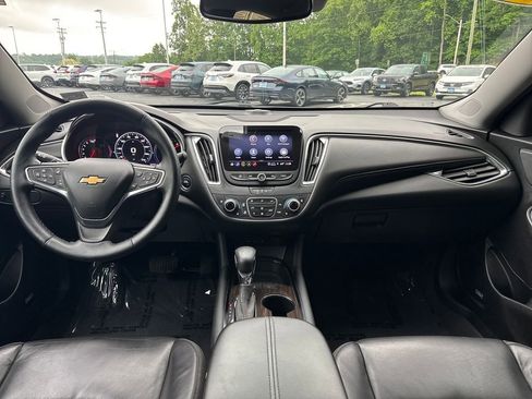 Used 2024 Chevrolet Malibu LT FWD image 23