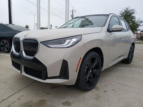 New 2026 BMW X3 xDrive30 image 3